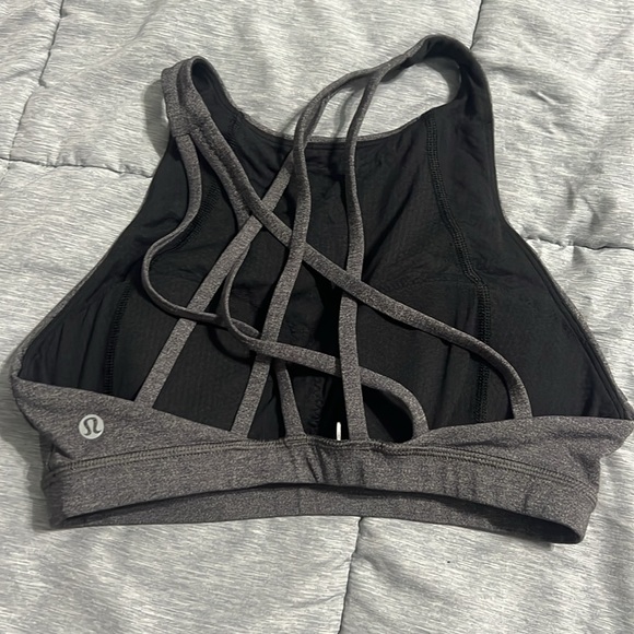Lululemon high neck energy bra size 6 gray - Picture 2 of 2